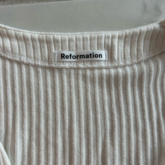 Reformation Cream Ribbed V‑Neck Button‑Front Top - Picture 3 of 4